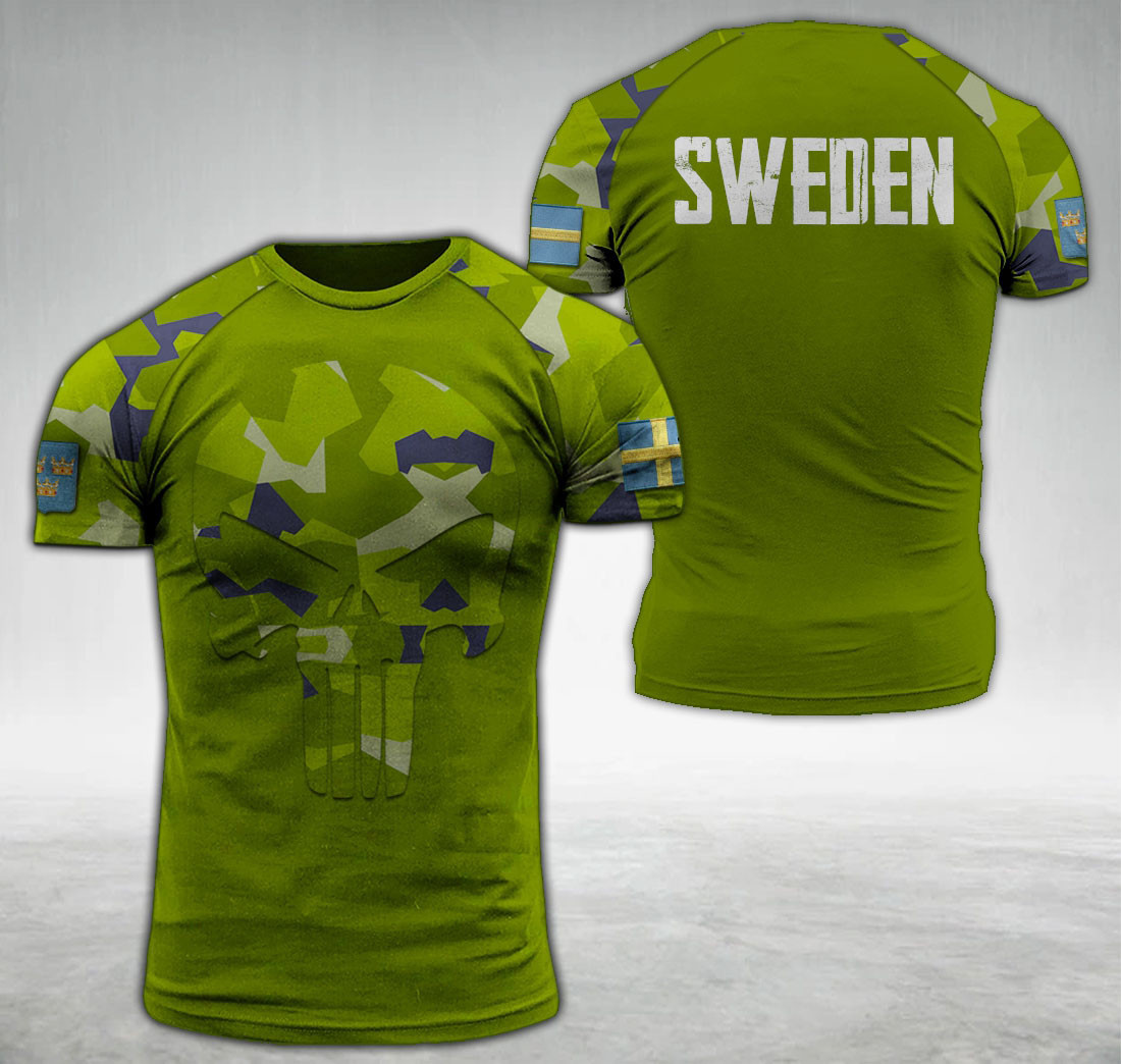 Sweden camo flag T-shirt